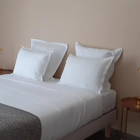 酒店 Golf De By Adonis