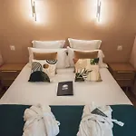Golf De Les Bains Hotel