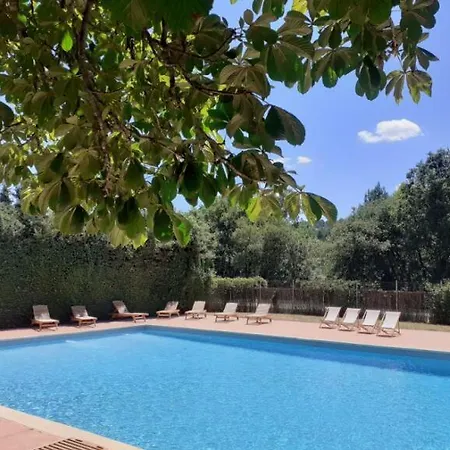 Golf De Les Bains Hotel