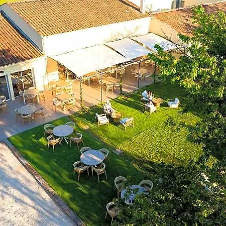 Golf De By Adonis Hotel