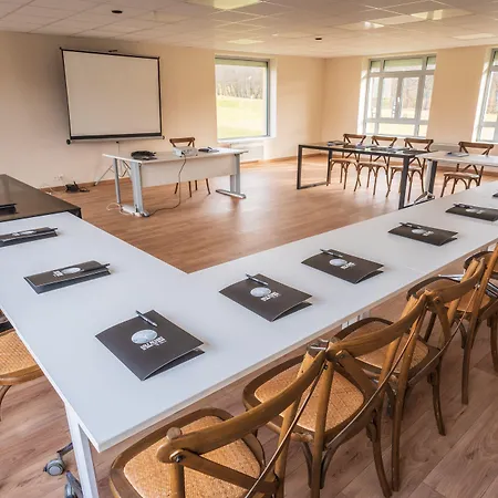Hotel Golf De By Adonis