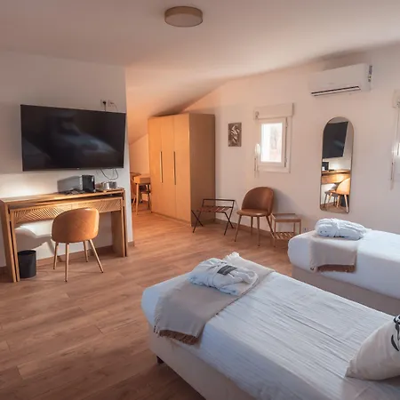 Golf De By Adonis Hotel